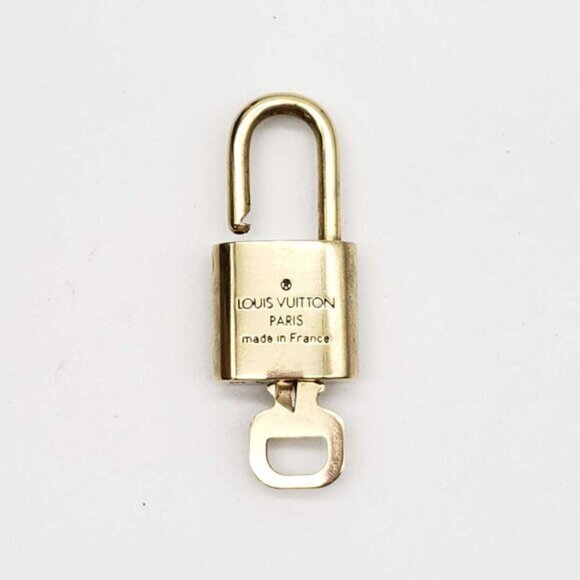 Authentic Louis Vuitton Gold Shiny Brash 1 Lock and 1 Key 29-082125 - Picture 3 of 10
